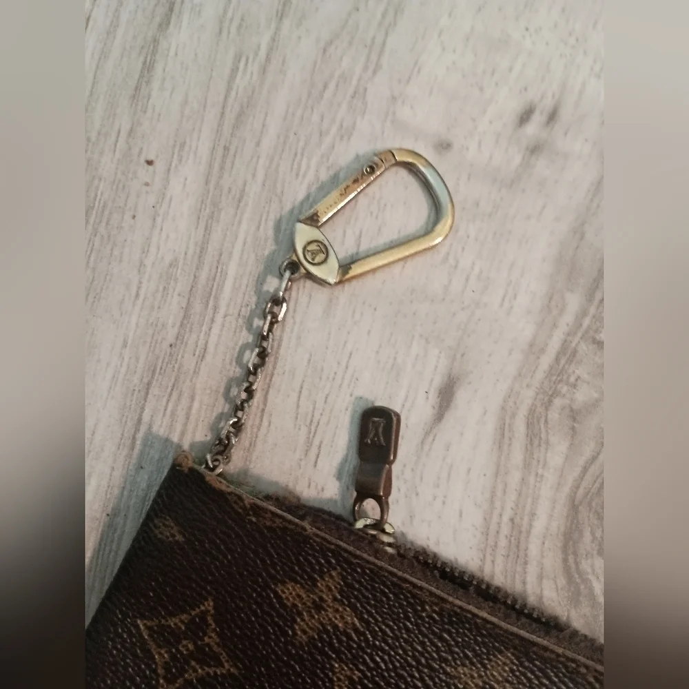 Louis Vuitton Monogram Pochette Cles Coin Case Vintage